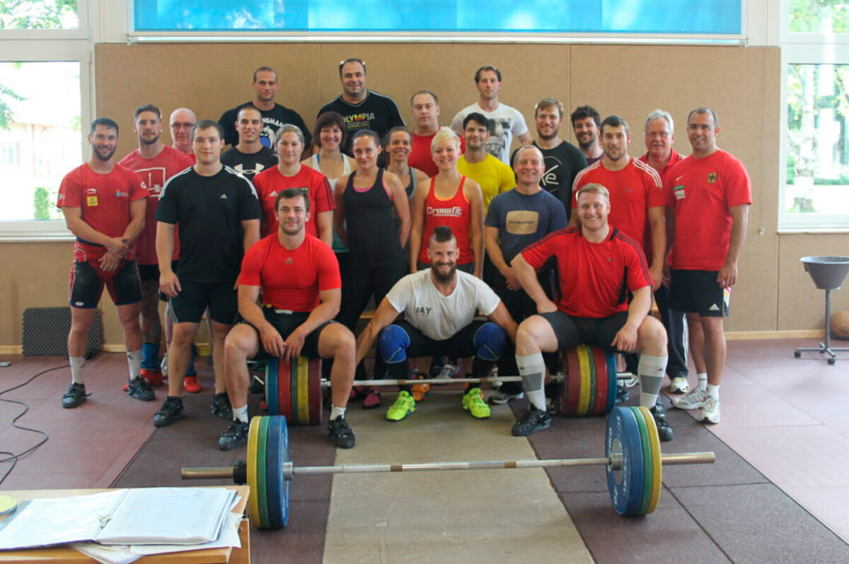 Gewichtheben im Olympiastützpunkt Kienbaum Gewichtheben im Olympiastützpunkt Kienbaum