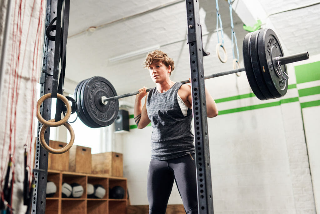 Back-Squat-Kniebeuge-richtig-Ausführen