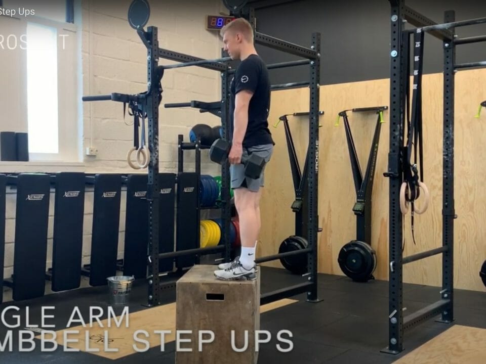 Single Arm Dumbbell Step-Up - Technikvideo