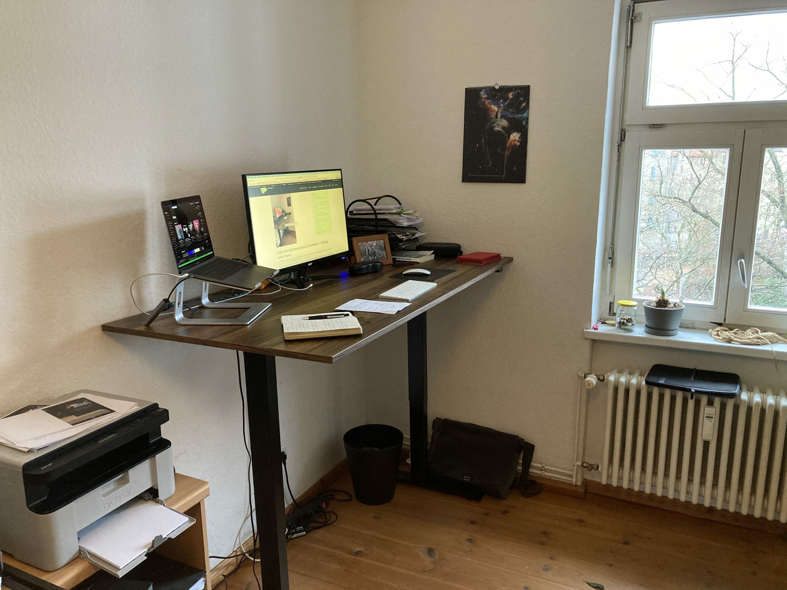 Elektrisch höhenverstellbarer Schreibtisch - günstig selber bauen Elektrisch höhenverstellbarer Schreibtisch - günstig selber bauen